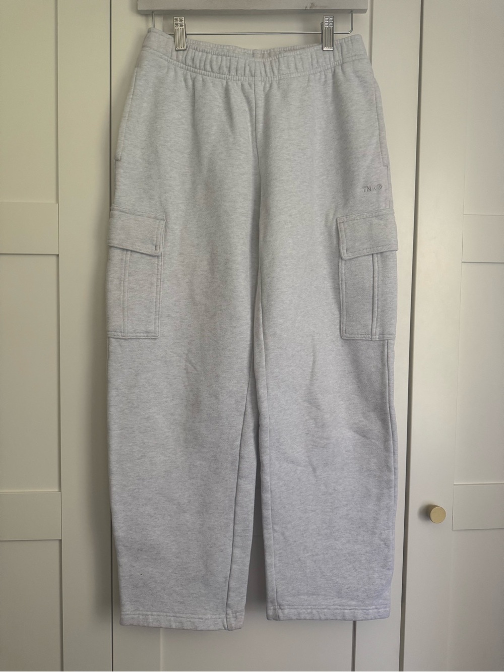 TNA Aritzia Womenâs Sweatfleece Cozy Fleece Mega Cargo Pants Grey XS Baggy Loose